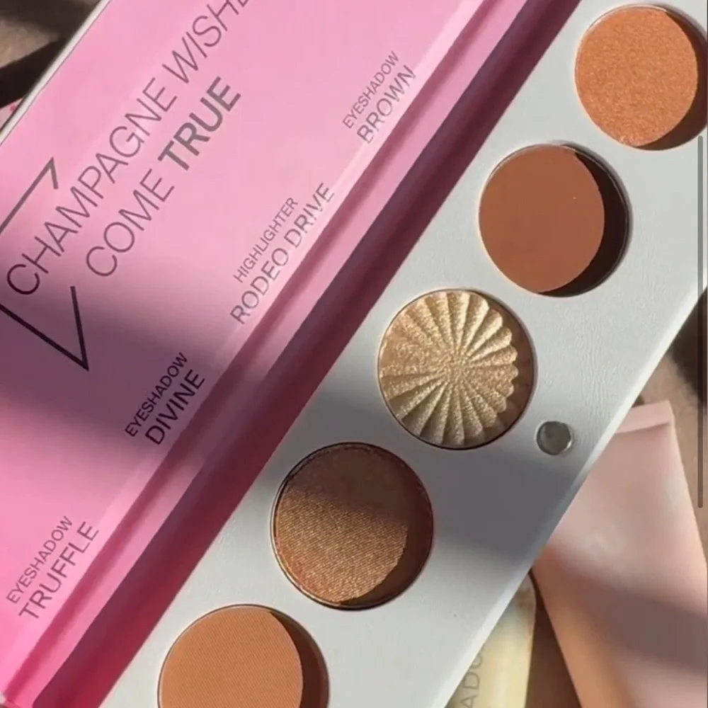 NEW OFRA COSMETICS Signature Luxe Palette Eyeshadow Unused
